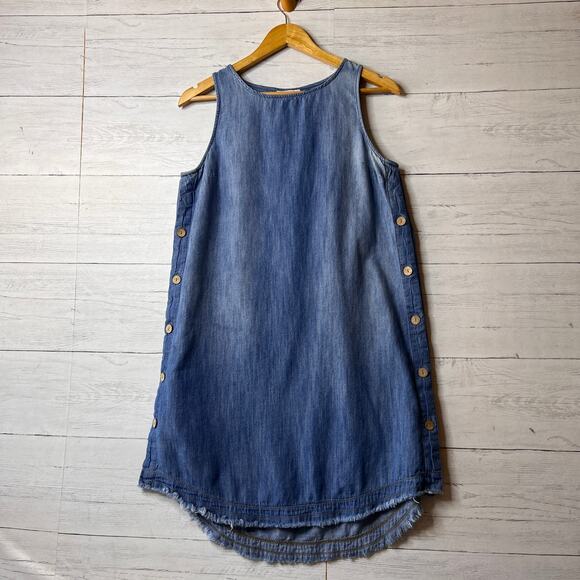 Universal Thread Dresses & Skirts - Universal Thread Dress Womens Size Medium Chambray 100% Cotton Button Detail